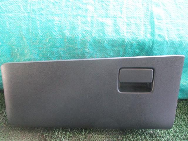 【中古】中古部品 プリウス ZVW50 ｺﾝｿｰﾙﾎﾞｯｸｽ 【3500080000-221213001177100】 7,121円