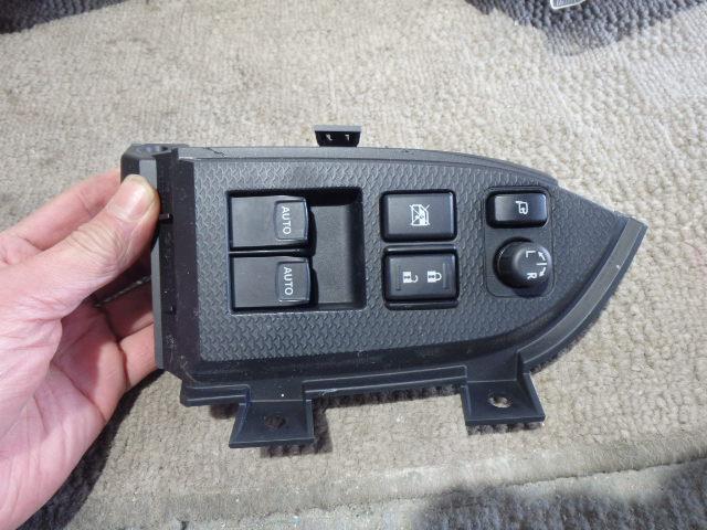【中古】中古部品 ８６ ZN6 ﾊﾟﾜｰｳｲﾝﾄﾞｳｽｲｯﾁ 【3331010800-000020636561900】 6,103円