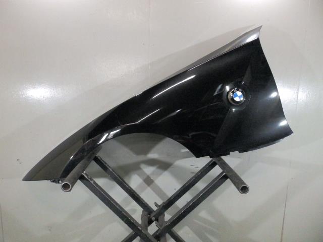 【中古】中古部品 BMW Z4 BT22 左ﾌﾛﾝﾄﾌｪﾝﾀﾞｰ 【3260250000-000023005610700】バンパー