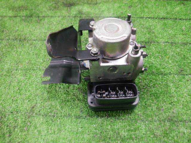 【中古】中古部品 ＫＥＩ HN22S ABSｱｸﾁｭｴｰﾀｰ 【3330420100-230225000342500】