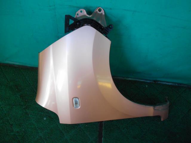【中古】中古部品 ライフ JC1 右ﾌﾛﾝﾄﾌｪﾝﾀﾞｰ 【3310080100-230303000110600】