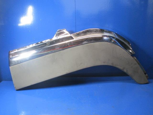 【中古】中古部品 ふそう大型車 FU64VZ 右ﾌﾛﾝﾄﾌｪﾝﾀﾞｰ 【3310270100-000013448210600】 19,447円