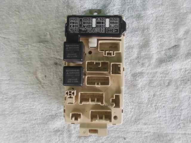 【中古】中古部品 タウンボックス U61W ﾋｭｰｽﾞﾎﾞｯｸｽ 【3310420000-000002160667800】