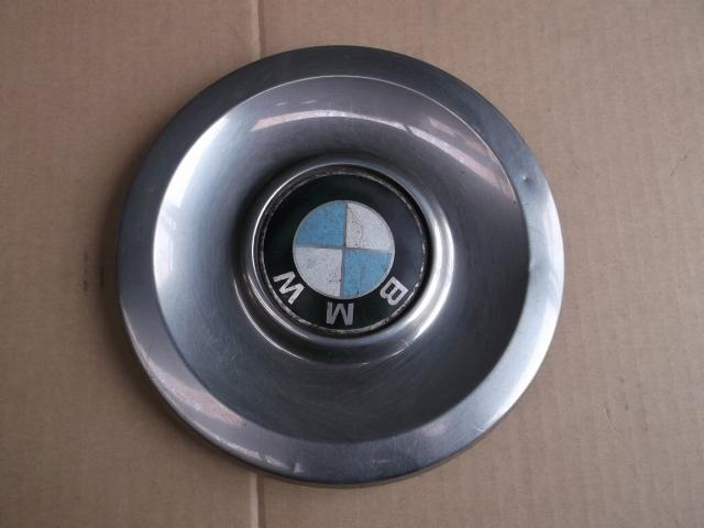【中古】中古部品 BMW 5シリーズ 533 ﾎｲｰﾙｷｬｯﾌﾟ 【3310190100-000845564647220】