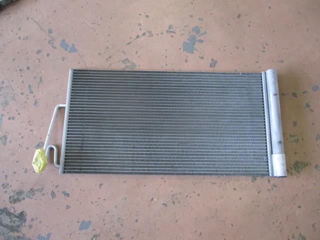【中古】中古部品 BMW ミニ ZC16 ｺﾝﾃﾞﾝｻｰ 【3310190100-001512403860600】