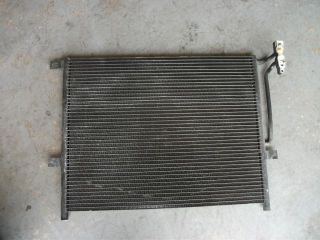 【中古】中古部品 BMW 3シリーズ AV25 ｺﾝﾃﾞﾝｻｰ 【3310190100-000831174960600】