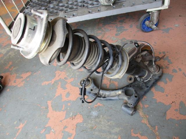 【中古】中古部品 タント LA600S 左ﾌﾛﾝﾄｽﾄﾗｯﾄ 【3310190100-001704828350200】