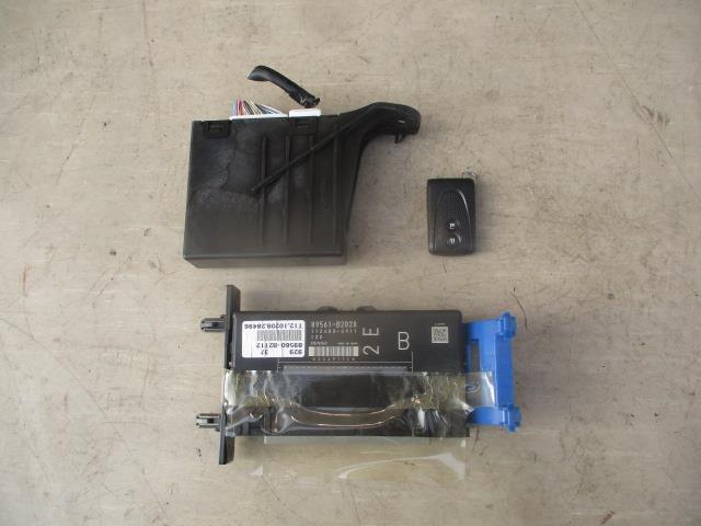 【中古】中古部品 ムーヴ LA100S ｴﾝｼﾞﾝｺﾝﾋﾟｭｰﾀｰ 【3310190100-001666962063100】