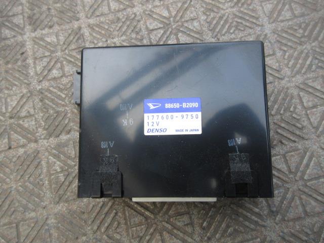 【中古】中古部品 タント L375S A/Cｺﾝﾋﾟｭｰﾀｰ 【3310190100-001406808763900】