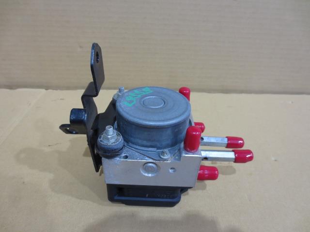 【中古】中古部品 タントエグゼ L455S ABSｱｸﾁｭｴｰﾀｰ 【3330460100-000001550642500】 6,688円
