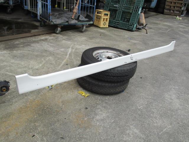 【中古】中古部品 タント L375S 右ｻｲﾄﾞｽﾃｯﾌﾟ 【3310190100-001456769013700】