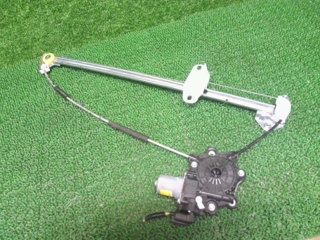 【中古】中古部品 Ｎ－ＢＯＸ JF3 右ﾌﾛﾝﾄﾄﾞｱﾚｷﾞｭﾚｰﾀ･ﾓｰﾀｰ 【3310540000-000021856913120】