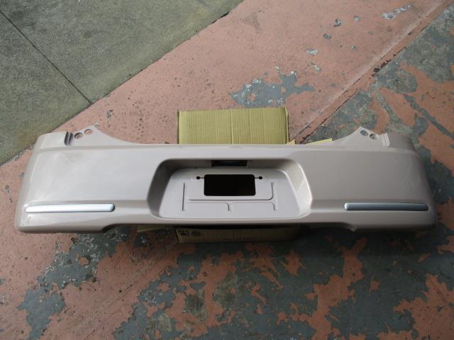【中古】中古部品 ミラココア L675S ﾘｱﾊﾞﾝﾊﾟｰ 【3310190100-001323113215100】｜e-cleマート