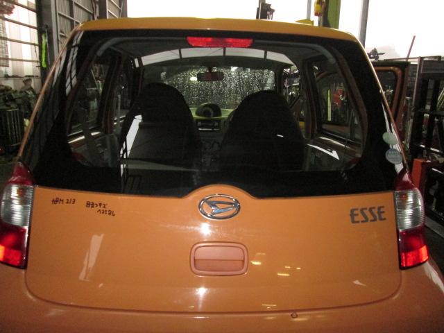 【中古】中古部品 エッセ L235S ﾊﾞｯｸﾄﾞｱ 【3310190100-001061801915800】