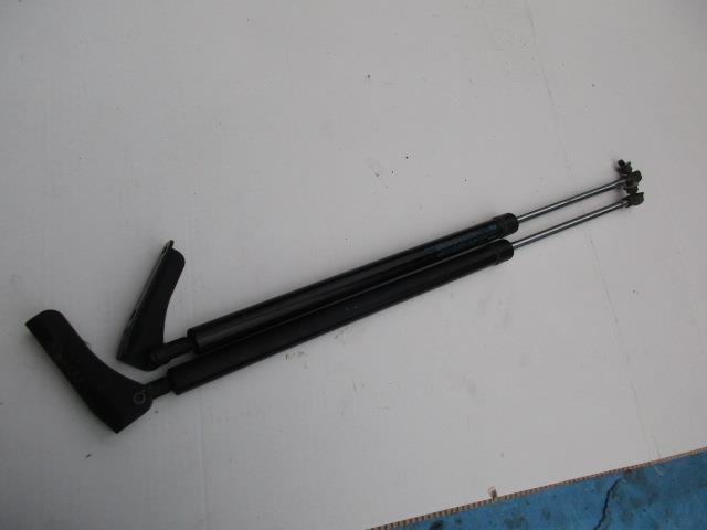 【中古】中古部品 タント L375S バックドアダンパー 【3310190100-001300053977250】