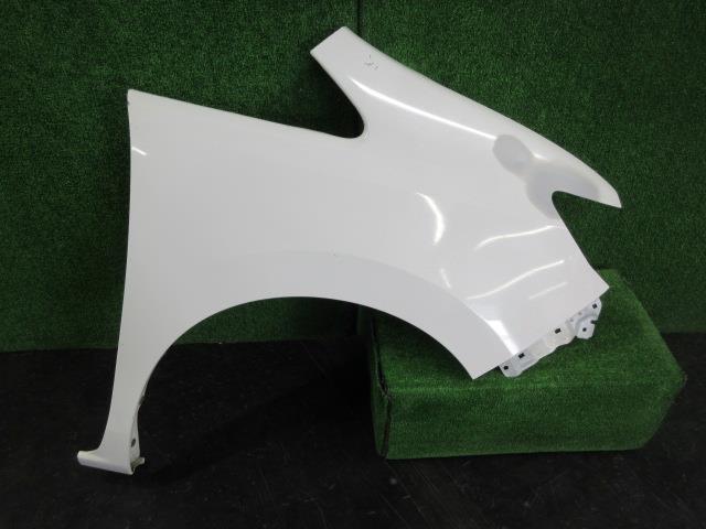 【中古】再生部品 セレナ HC26 右ﾌﾛﾝﾄﾌｪﾝﾀﾞｰ 【3380010000-230405500310600】