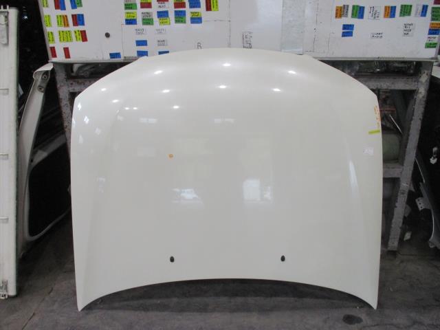 【中古】中古部品 ブルーバードシルフィ QG10 ﾎﾞﾝﾈｯﾄﾌｰﾄﾞ 【3310160100-000004248210500】
