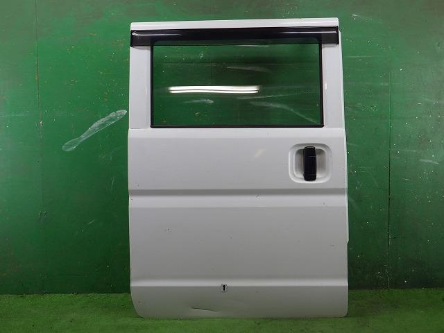【中古】中古部品 NV100クリッパー DR17V 右ﾘｱﾄﾞｱ 【3330150100-000023312413300】