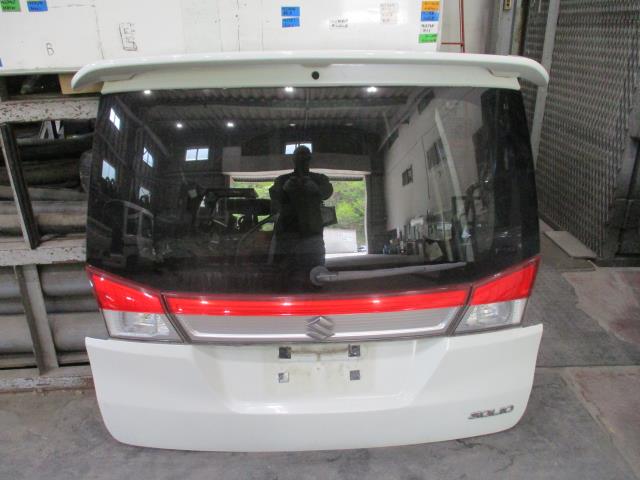 【中古】中古部品 ソリオ MA15S ﾊﾞｯｸﾄﾞｱ 【3310160100-000004249315800】