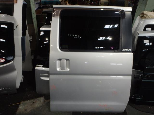 【中古】中古部品 ハイゼットアトレ S330G 左ﾘｱﾄﾞｱ 【3331010800-000020843213400】