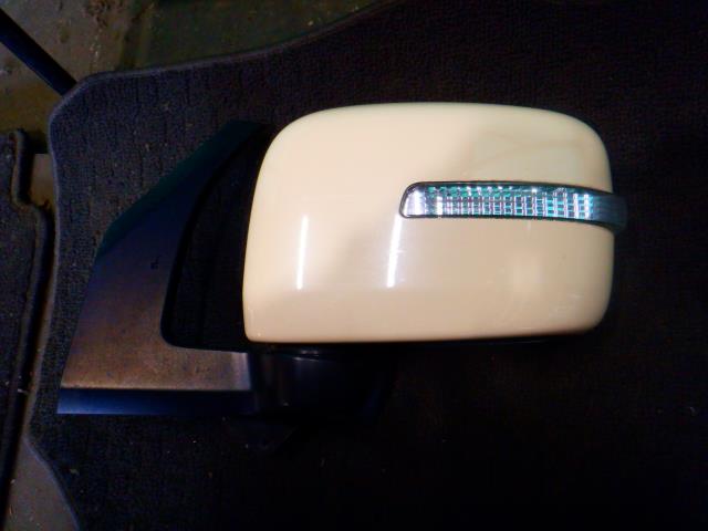 【中古】中古部品 モコ MG33S 左ｻｲﾄﾞﾐﾗｰ 【3340140100-000023340513600】