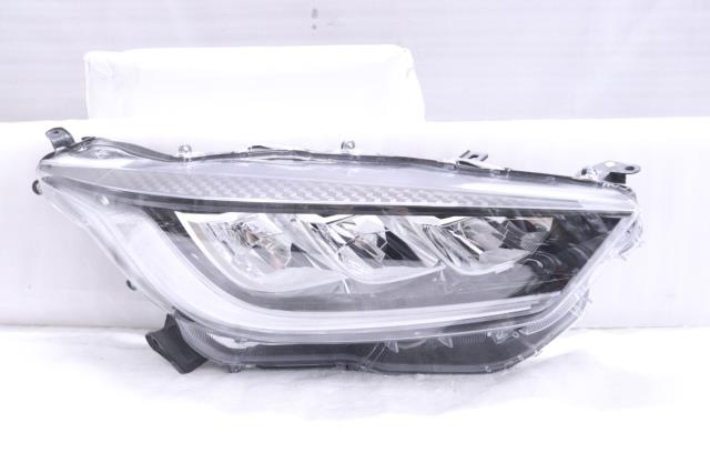 【中古】中古部品 ヤリス MXPA10 右ﾍｯﾄﾞﾗﾝﾌﾟ 【3260520000-230417500210800】