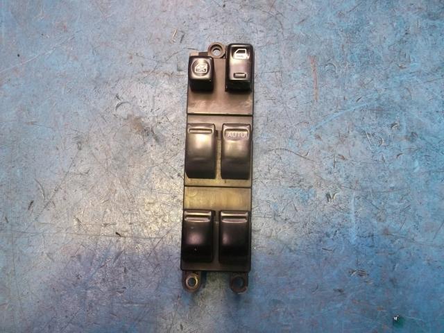 【中古】中古部品 マーチ K11 ﾊﾟﾜｰｳｲﾝﾄﾞｳｽｲｯﾁ 【3310190100-000904236861900】