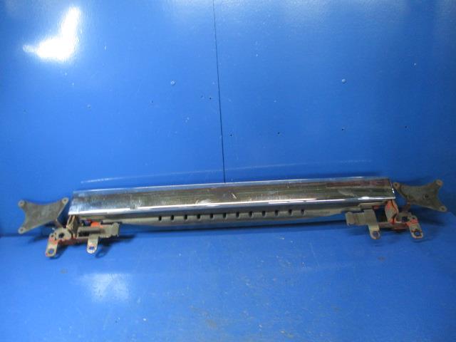 【中古】中古部品 日野トラクター SH1EDX フロントバンパーフェース 【3310270100-000025877710110】|e-cleマート
