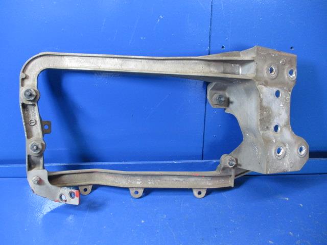 【中古】中古部品 日野トラクター SH1EDX 右ﾍｯﾄﾞﾗﾝﾌﾟ 【3310270100-000025877410800】