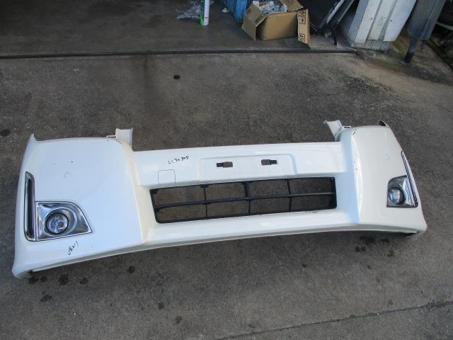 【中古】中古部品 エルグランド PE52 フロントバンパー 【3310190100-000213030510100】|e-cleマート
