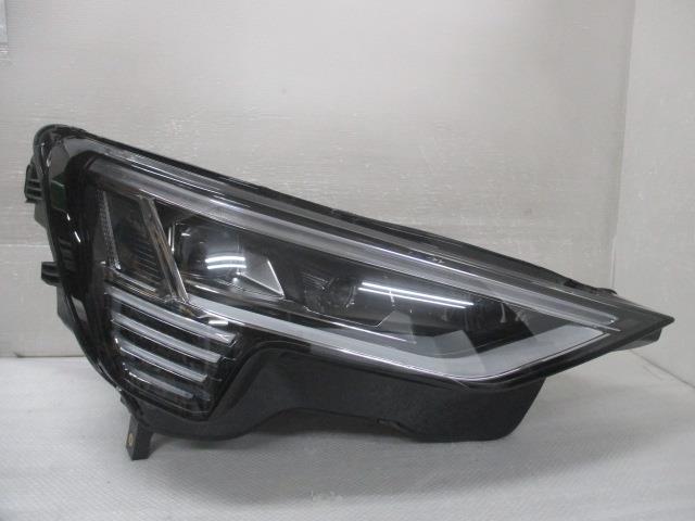 【中古】中古部品 アウディ Q8 GEEDE 右ﾍｯﾄﾞﾗﾝﾌﾟ 【3380050000-000034282210800】