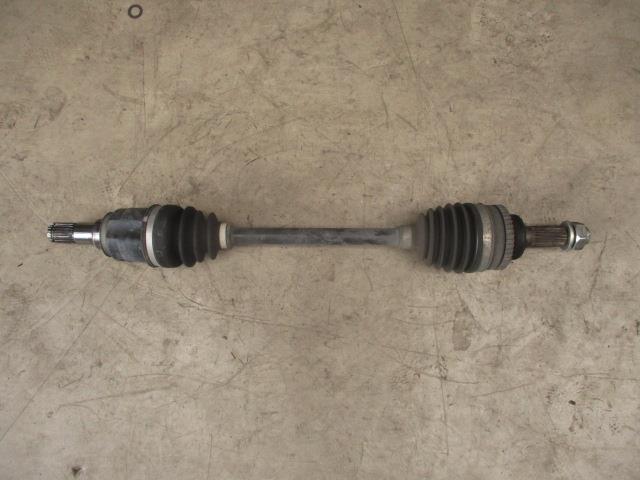 【中古】中古部品 モコ MG33S 左ﾌﾛﾝﾄﾄﾞﾗｲﾌﾞｼｬﾌﾄ 【3310190100-001635337642200】