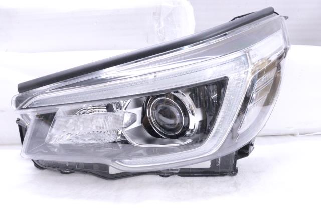【中古】中古部品 フォレスター SK9 左ﾍｯﾄﾞﾗﾝﾌﾟ 【3260520000-230424500910900】