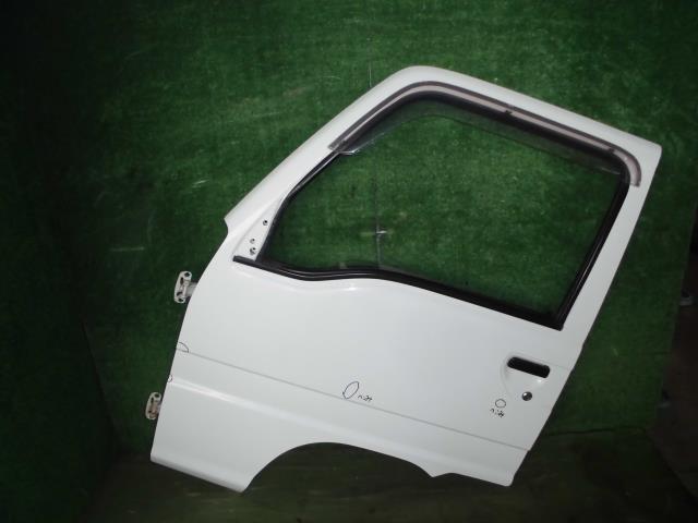 【中古】中古部品 サンバー KS4 左フロントドア 【3330370100-000233010413200】|e-cleマート