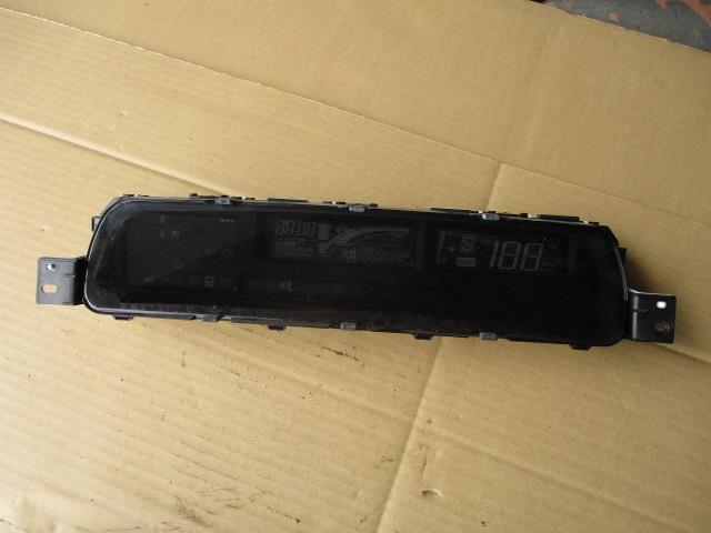 H24/12トヨタ アクアNHP10■スピードメーター■83800-5CF70■梱包サイズS■15406682■930588 中古中古部品 アクア NHP10 ｽﾋﾟｰﾄﾞﾒｰﾀｰ 3330510100