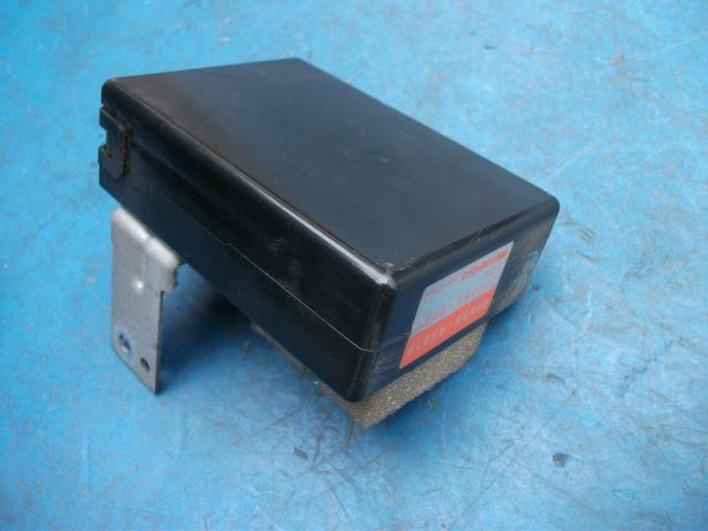 【中古】中古部品 コンフォート YXS11 A/Cｺﾝﾋﾟｭｰﾀｰ 【3310190100-000833003563900】