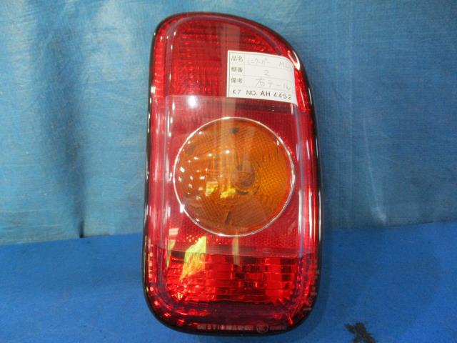 【中古】中古部品 BMW ミニ ML16 右ﾃｰﾙﾗﾝﾌﾟ 【3310160100-000004262215500】