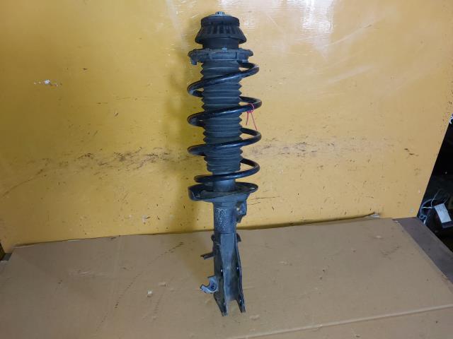 【中古】中古部品 シャトル GP7 右ﾌﾛﾝﾄｽﾄﾗｯﾄ 【3330960100-000051714750110】