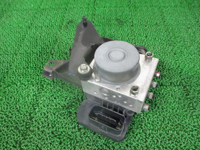 【中古】中古部品 デイズルークス B21A ABSｱｸﾁｭｴｰﾀｰ 【3310190100-000233006742500】