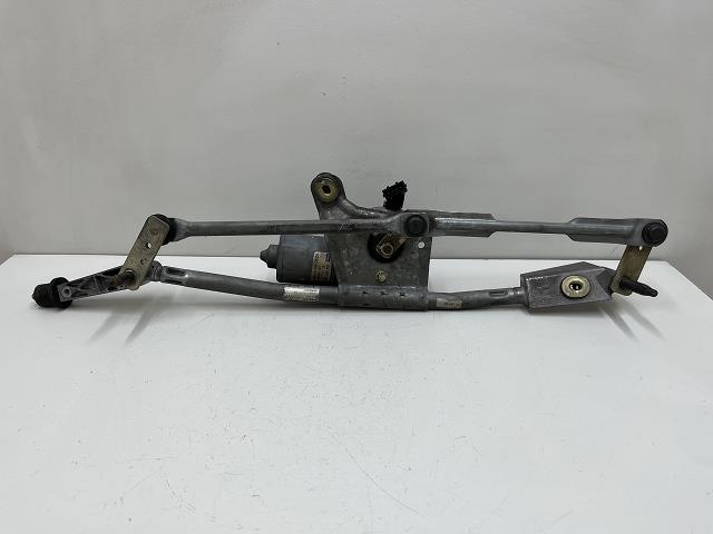 【中古】中古部品 ボルボ 80シリーズ TB6284 ﾌﾛﾝﾄﾜｲﾊﾟｰﾓｰﾀｰ 【3310070100-000733902461600】 21,780円