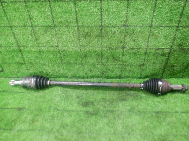【中古】中古部品 キャリィ DA63T 右ﾌﾛﾝﾄﾄﾞﾗｲﾌﾞｼｬﾌﾄ 【3330420100-230512000142100】