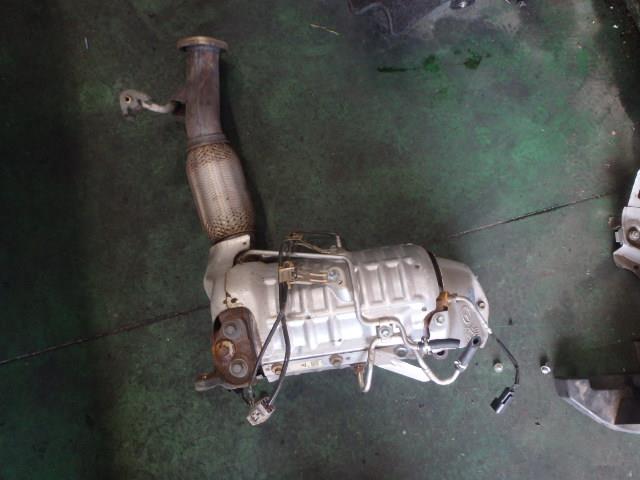 【中古】中古部品 アテンザ GJ2FP 触媒 【3331010800-000021000722400】｜e-cleマート