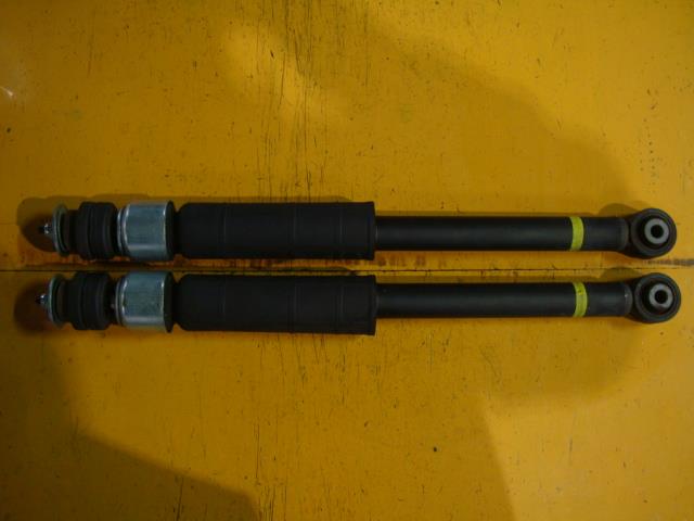 【中古】中古部品 アルト HA36V 右ﾘｱｼｮｯｸｱﾌﾞｿｰﾊﾞｰ 【3340220100-000224010850700】
