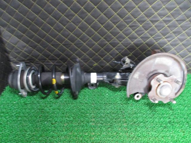 【中古】中古部品 エブリィ DA17V 右ﾌﾛﾝﾄｽﾄﾗｯﾄ 【3330660100-000023314050100】