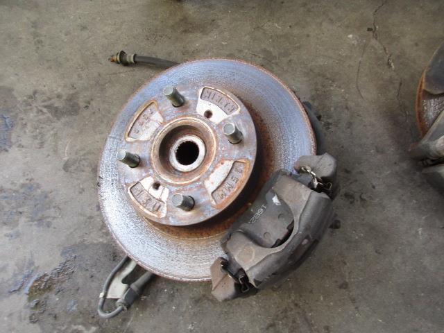 【中古】中古部品 ワゴンＲ MC22S 右ﾌﾛﾝﾄﾅｯｸﾙﾊﾌﾞ 【3310190100-001290110544310】