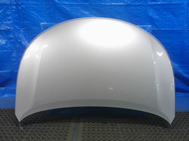 【中古】中古部品 アベンシス ZRT272W ﾎﾞﾝﾈｯﾄﾌｰﾄﾞ 【3310200100-000017113110500】