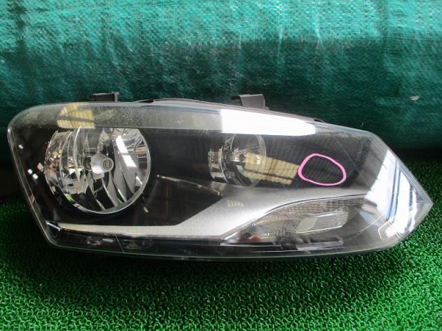 【中古】中古部品 VW ポロ 6RCBZ 右ﾍｯﾄﾞﾗﾝﾌﾟ 【3500080000-230114000510800】