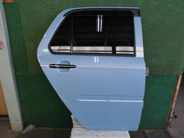 【中古】中古部品 ミラトコット LA550S 右ﾘｱﾄﾞｱ 【3310420000-001628016213300】｜e-cleマート