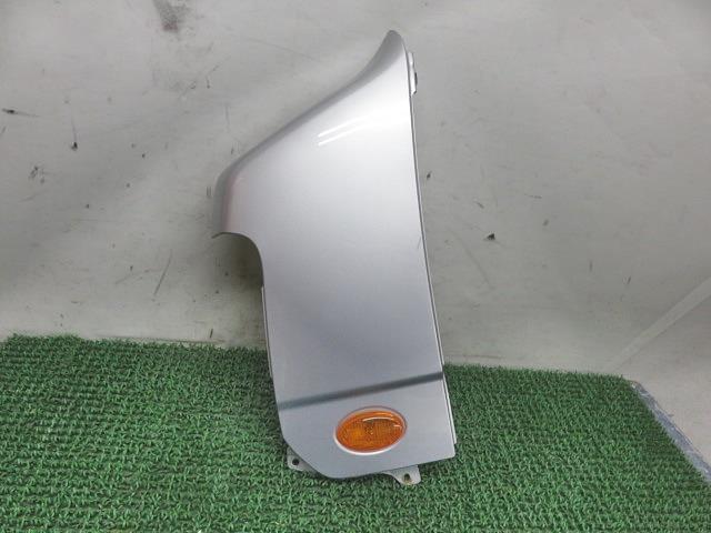 【中古】中古部品 サンバー TW2 左ﾌﾛﾝﾄﾌｪﾝﾀﾞｰ 【3330380100-000035016210700】