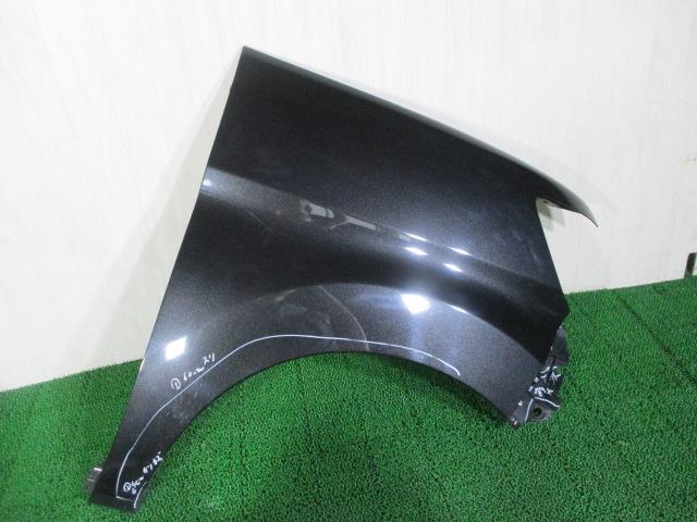【中古】中古部品 タント LA600S 右フロントフェンダー 【3310190100-000233007210600】